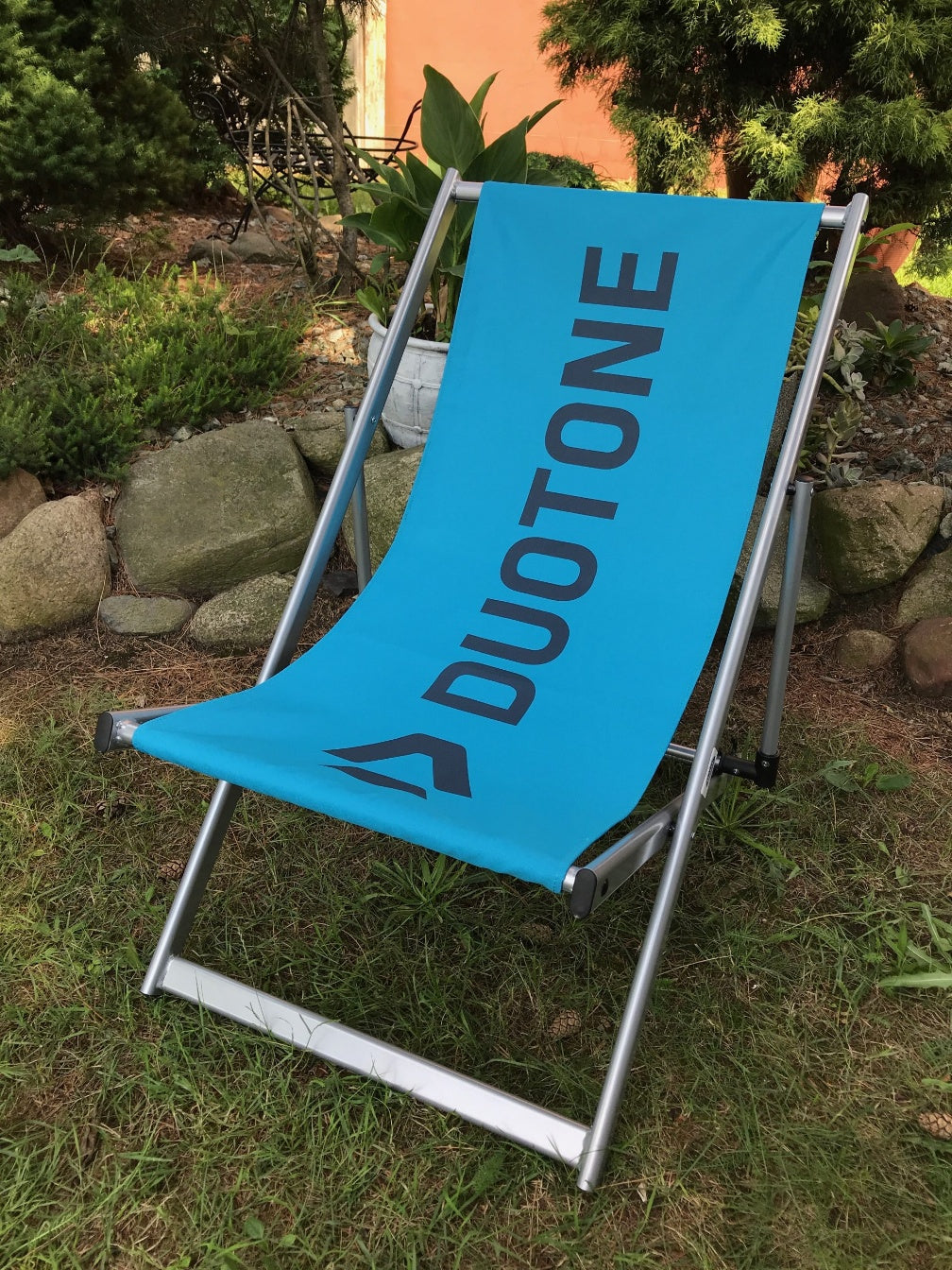 Custom printed aluminium deck chair in outdoor use
