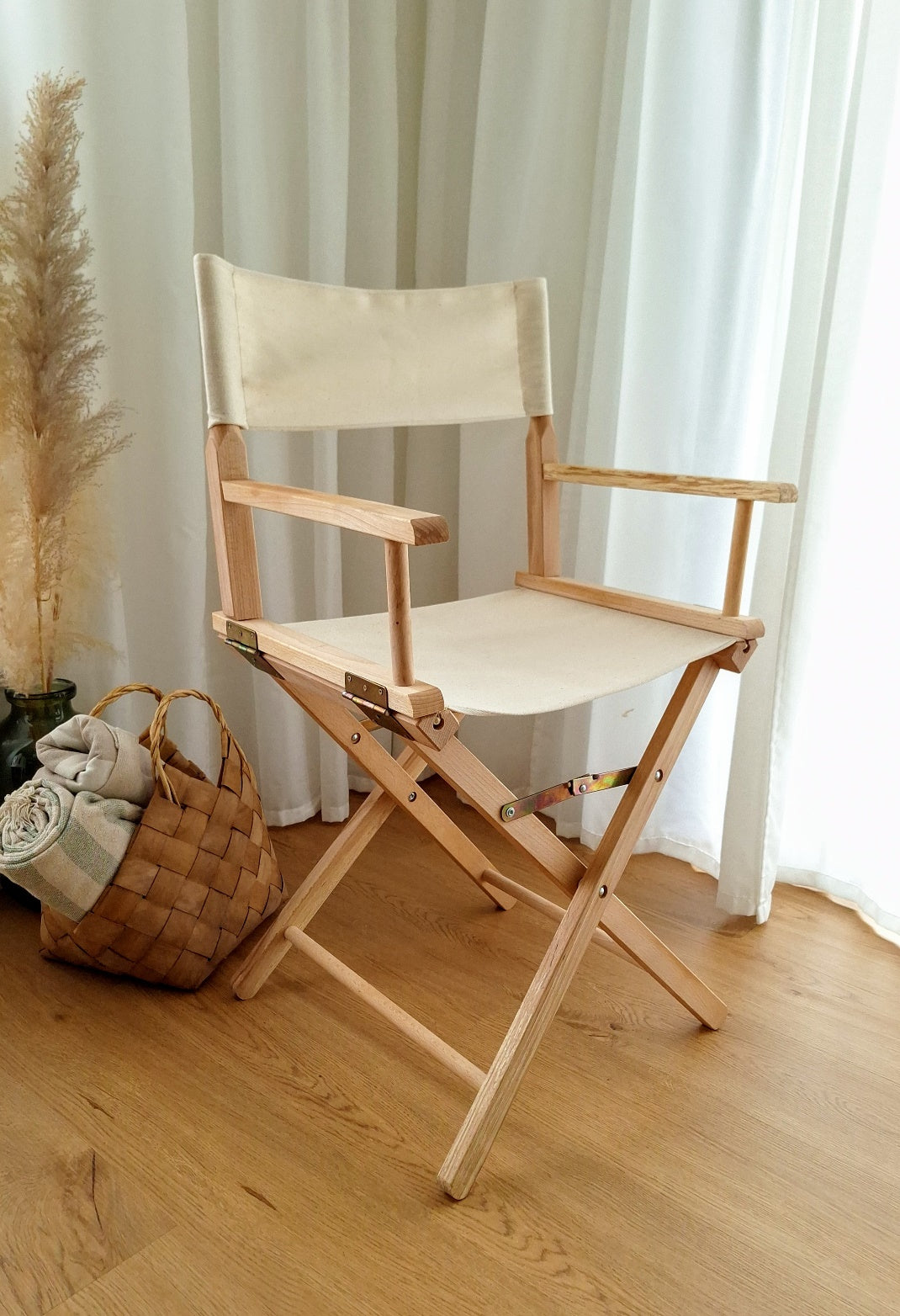 Wooden director chair with printable seat and backrest